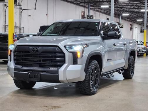 2022 Toyota Tundra SR5