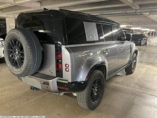 2022 Land Rover Defender 110 X-Dynamic SE