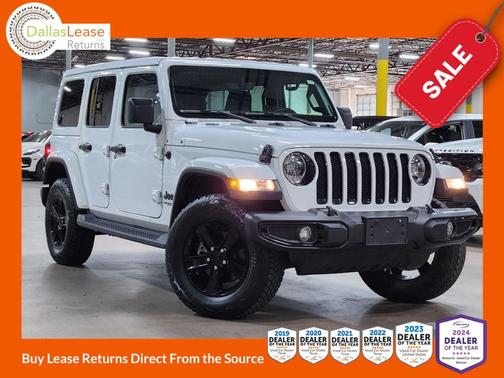 White 2022 Jeep Wrangler Unlimited Sahara Altitude