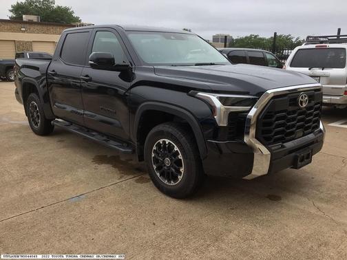 2022 Toyota Tundra SR5
