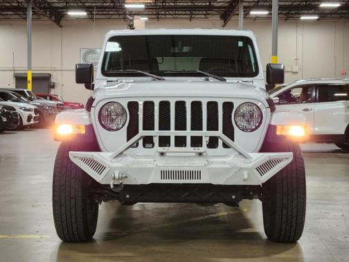 2022 Jeep Wrangler Unlimited Sahara Altitude