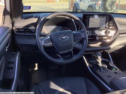 2021 Toyota Highlander XSE