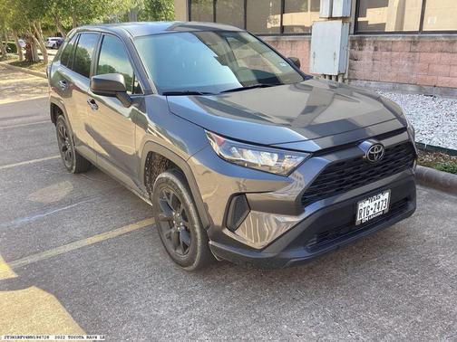 2022 Toyota RAV4 LE
