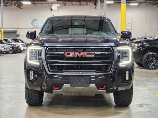 2022 GMC Yukon AT4