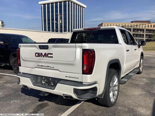 2023 GMC Sierra 1500 Denali
