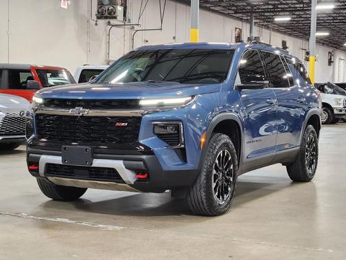 Blue 2024 Chevrolet Traverse Z71