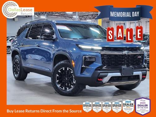 Blue 2024 Chevrolet Traverse Z71