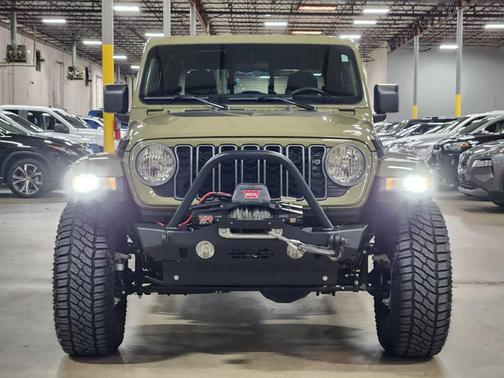 2025 Jeep Gladiator Sport