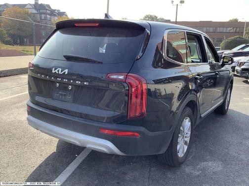 2022 Kia Telluride LX