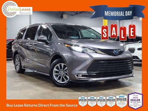 2022 Toyota Sienna XLE