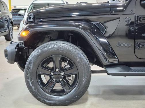 2021 Jeep Wrangler Unlimited Sahara Altitude