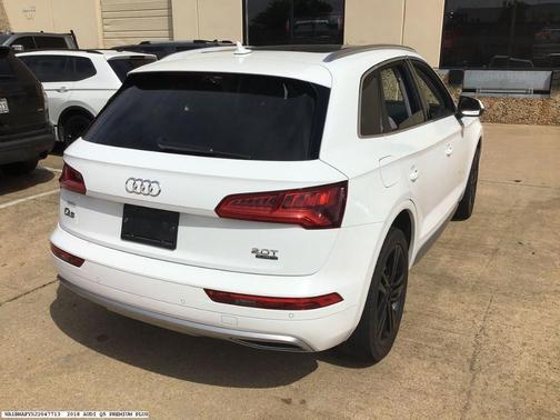 2018 Audi Q5 2.0T Premium Plus