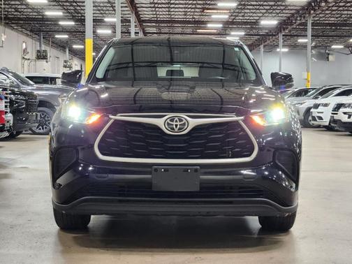 2022 Toyota Highlander L