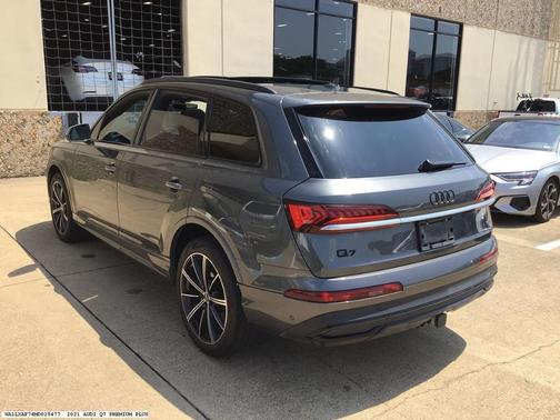 2021 Audi Q7 55 Premium Plus