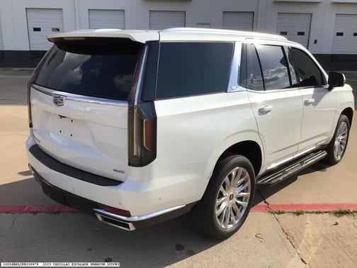 2023 Cadillac Escalade Premium Luxury