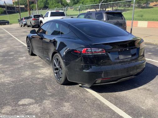 2023 Tesla Model S Plaid