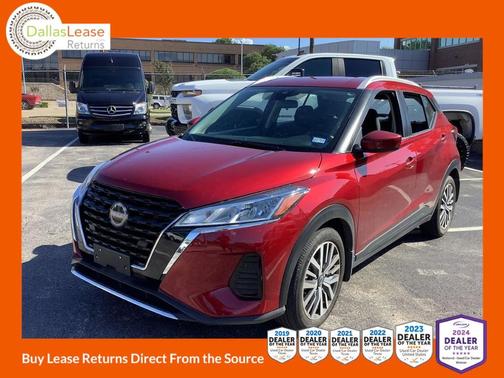 Scarlet Ember 2024 Nissan Kicks SV