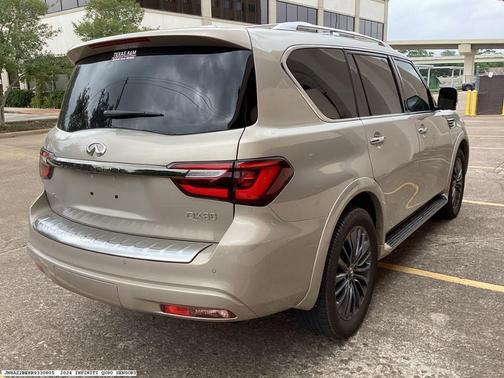 2024 INFINITI QX80 SENSORY