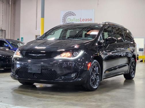 2019 Chrysler Pacifica Touring-L