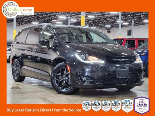 2019 Chrysler Pacifica Touring-L