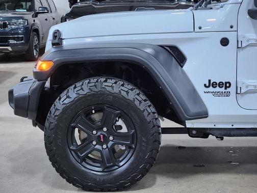 White 2021 Jeep Wrangler Unlimited Sport