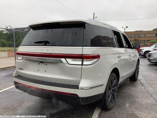 Ceramic Pearl Metallic 2022 Lincoln Navigator Reserve