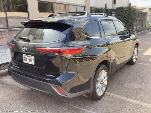 2021 Toyota Highlander Limited