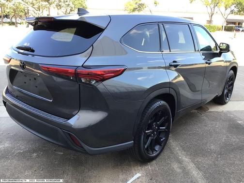 2022 Toyota Highlander L