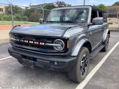 2022 Ford Bronco Outer Banks