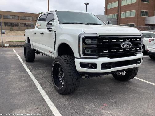 2023 Ford F-250 Platinum