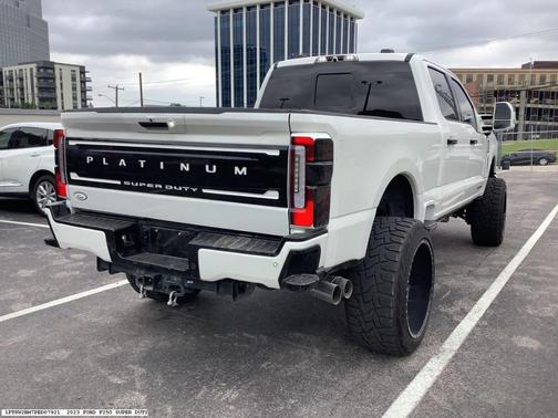 2023 Ford F-250 Platinum