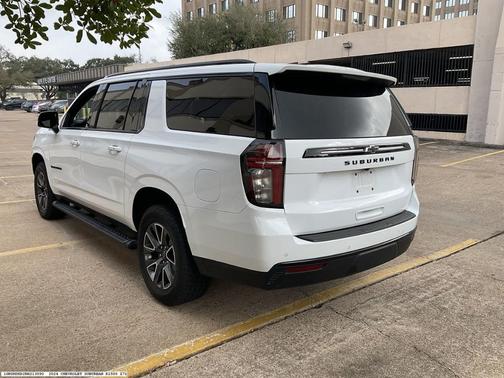 White 2024 Chevrolet Suburban Z71