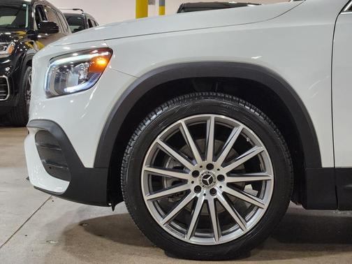 2022 Mercedes-Benz GLB 250 Base 4MATIC