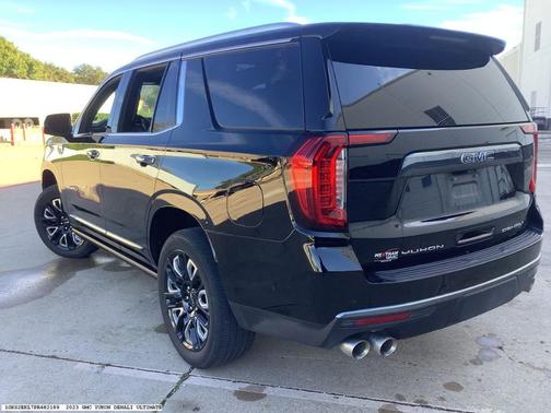 2023 GMC Yukon Denali Ultimate