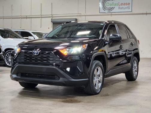 2022 Toyota RAV4 Hybrid LE