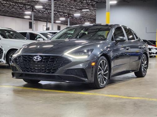 Gray 2022 Hyundai SONATA Limited
