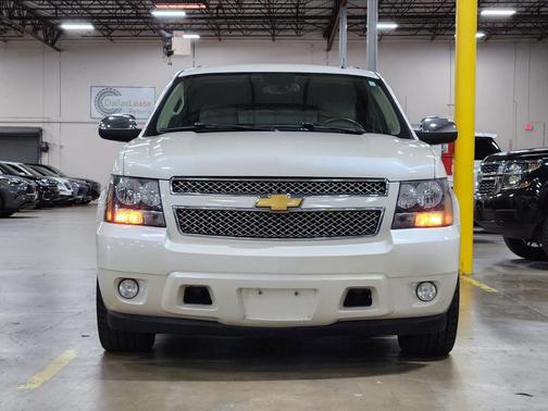 2014 Chevrolet Suburban 1500 LTZ