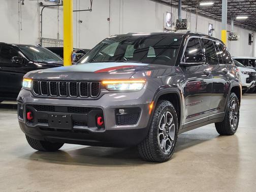 2022 Jeep Grand Cherokee Trailhawk