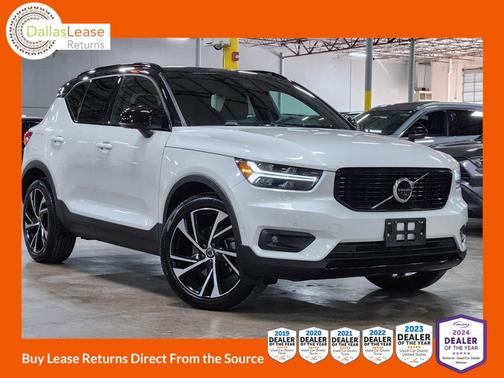 2021 Volvo XC40 T4 R-Design
