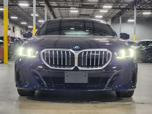 2024 BMW 540 i xDrive
