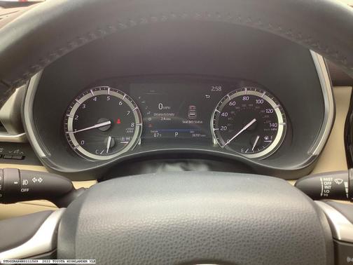 2022 Toyota Highlander XLE