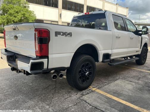 White 2025 Ford F-250 Lariat