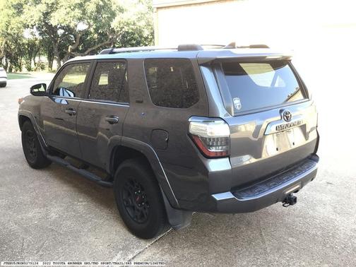 2022 Toyota 4Runner SR5