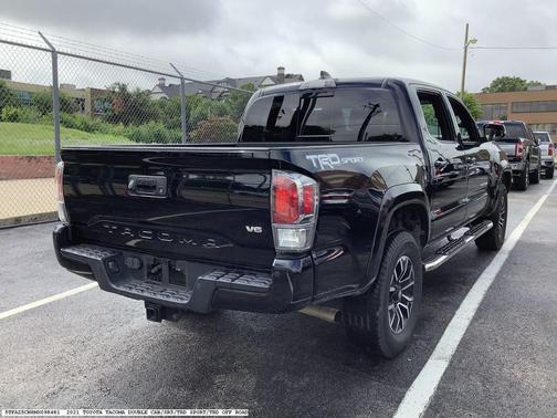2021 Toyota Tacoma TRD Sport