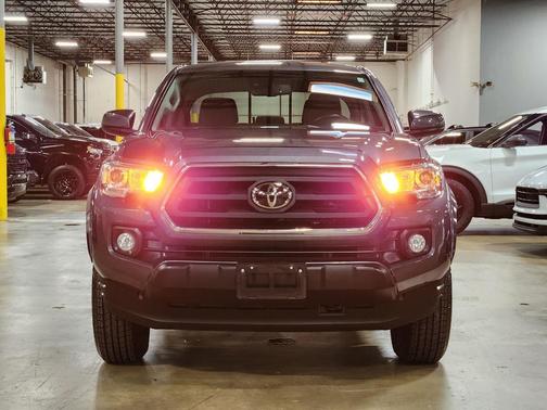 2020 Toyota Tacoma SR5