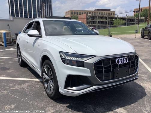 2023 Audi Q8 55 Premium Plus