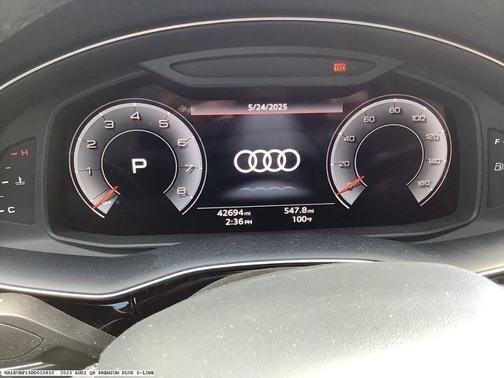 2023 Audi Q8 55 Premium Plus