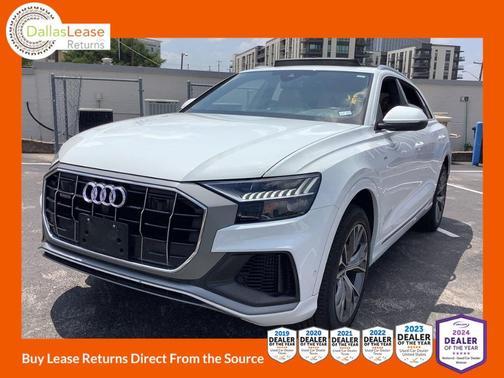 2023 Audi Q8 55 Premium Plus