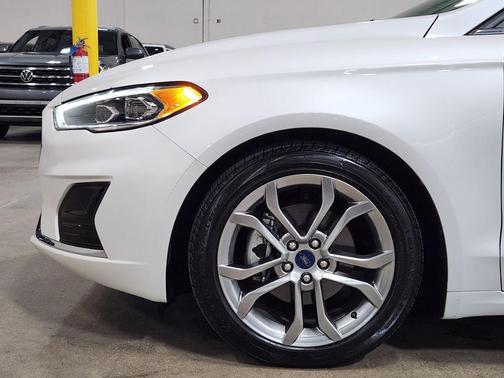 2020 Ford Fusion SEL