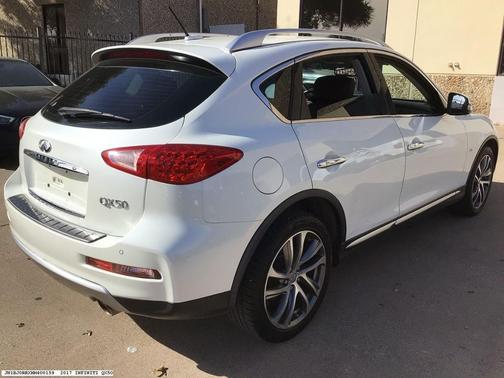 2017 INFINITI QX50 Base